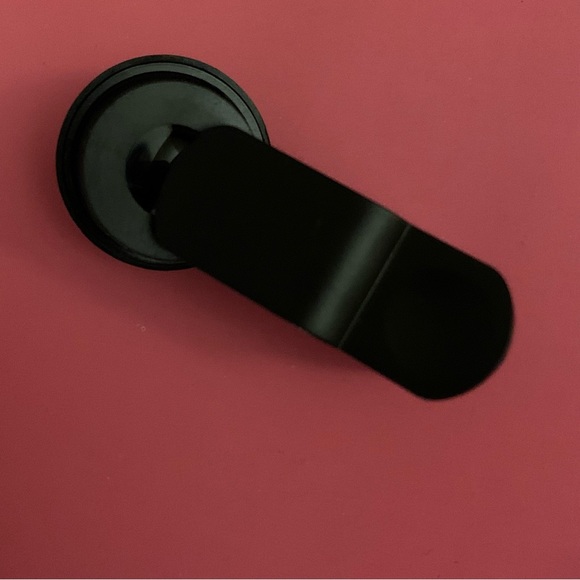 💸🛍️💲A L E 🛍️💸
 • Phone Tripod w/ Fish-eye Camera Phone Lens Attachment 📸 - Picture 5 of 7